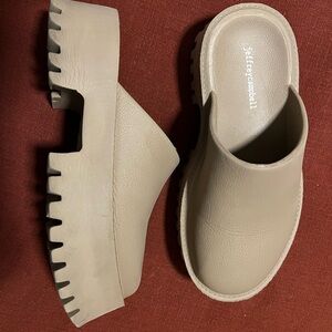 Jeffrey Campbell Clog